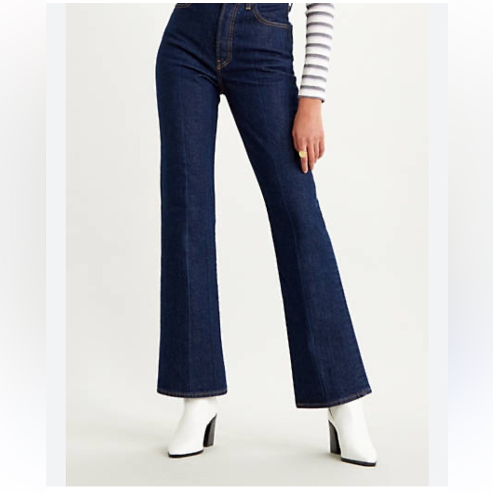 LEVIS Premium Jeans 553 Women's Bootcut Jeans Size 2